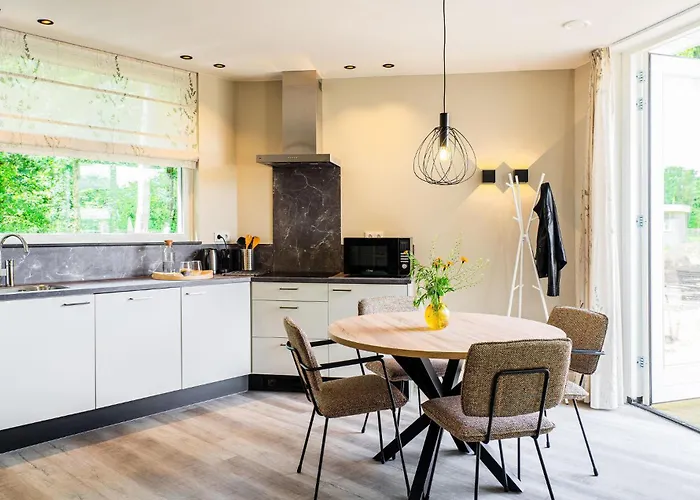 Pet Friendly In With Wifi Сasa de vacaciones